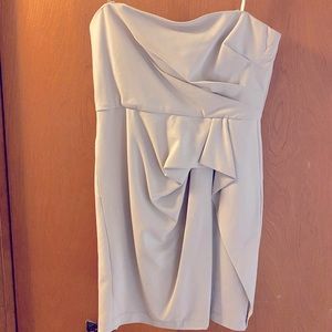 BCBG cocktail dress with pockets in light desert, non-slip band, Optional straps